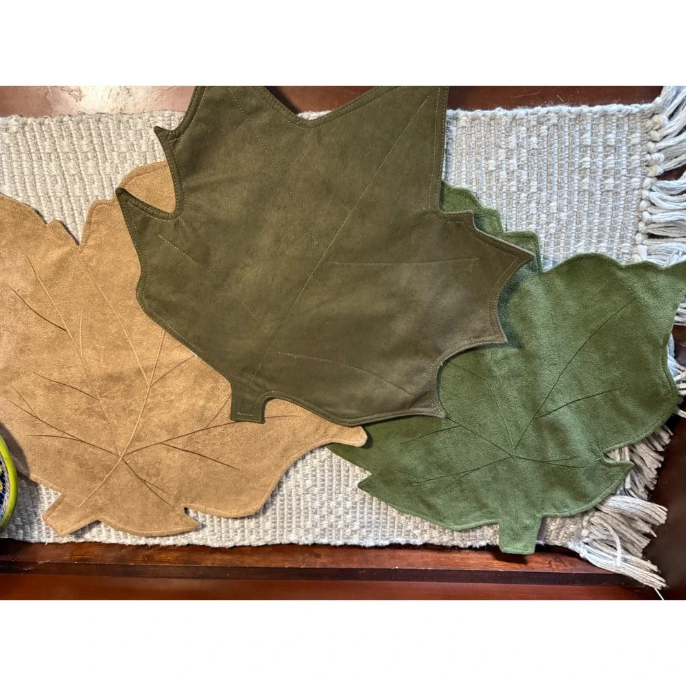 Set of 8 Fall Leaf Placemats Autumn Harvest Oak Maple Rust Green Red Decor